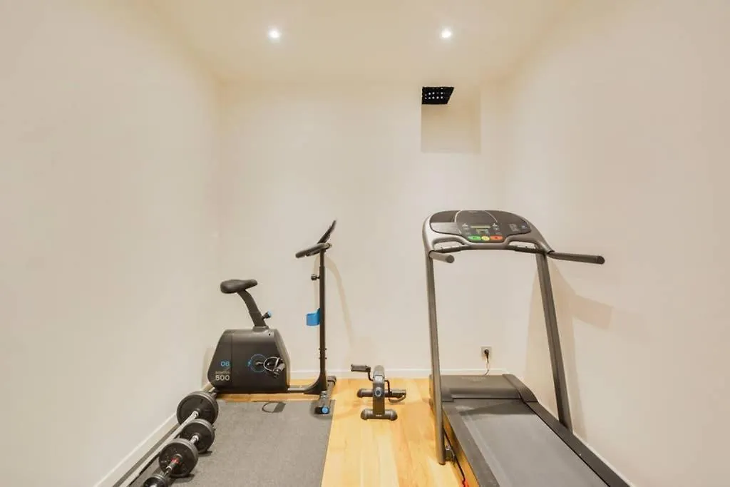 Amazing 10bed In The Heart Of Le Marais And Suprises... *