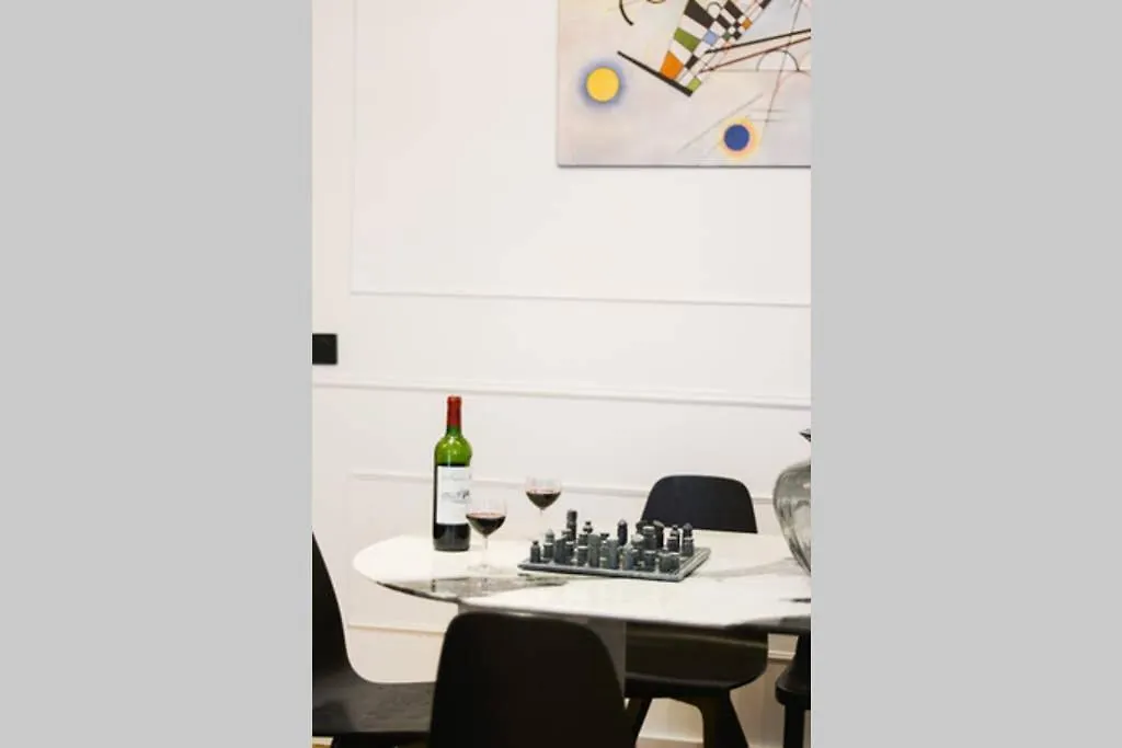 Amazing 10bed In The Heart Of Le Marais And Suprises... Apartment