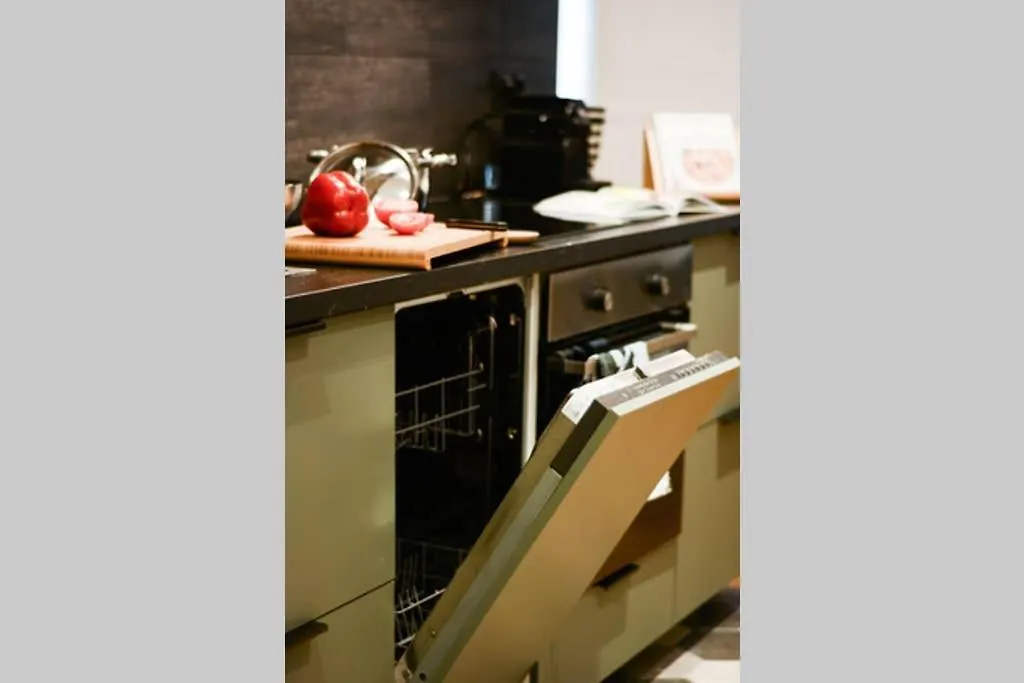 Amazing 10bed In The Heart Of Le Marais And Suprises...