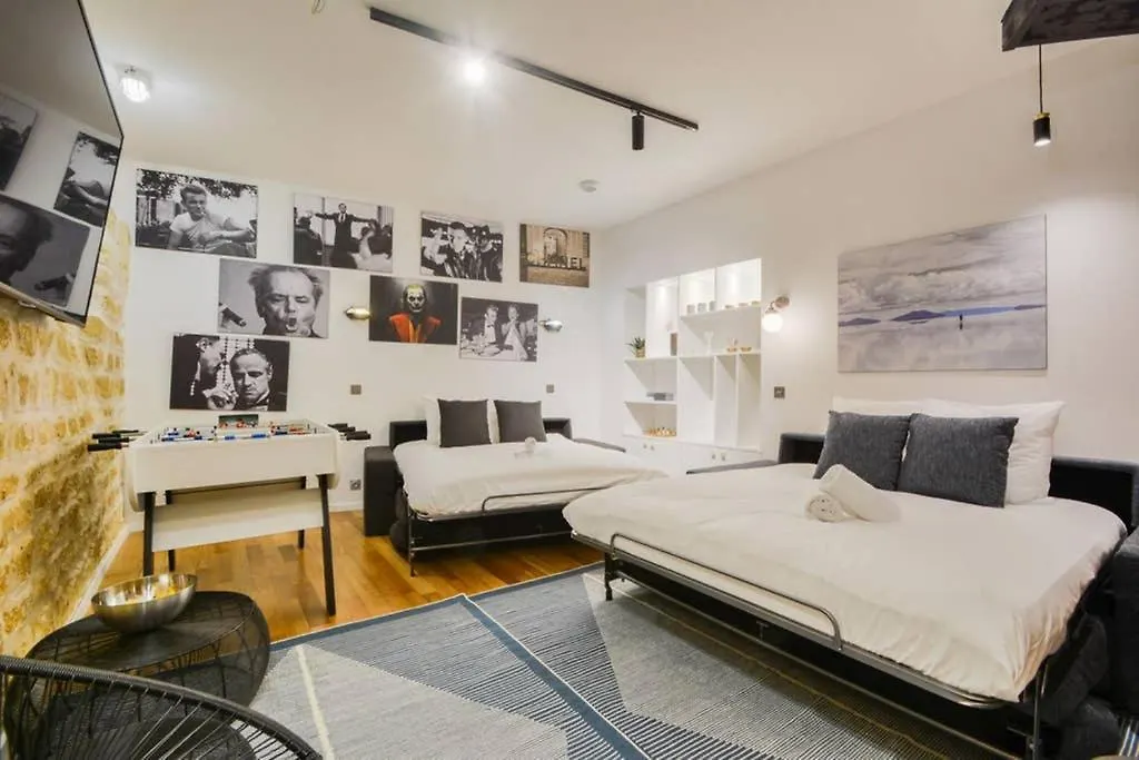 Appartamento Amazing 10bed In The Heart Of Le Marais And Suprises...