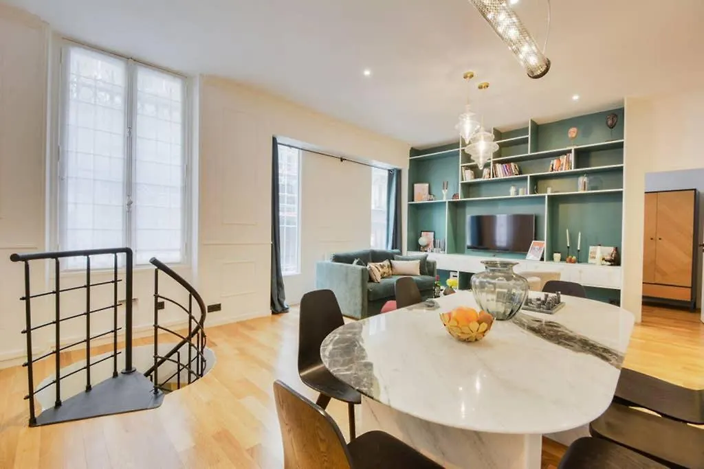 Appartamento Amazing 10bed In The Heart Of Le Marais And Suprises... Parigi